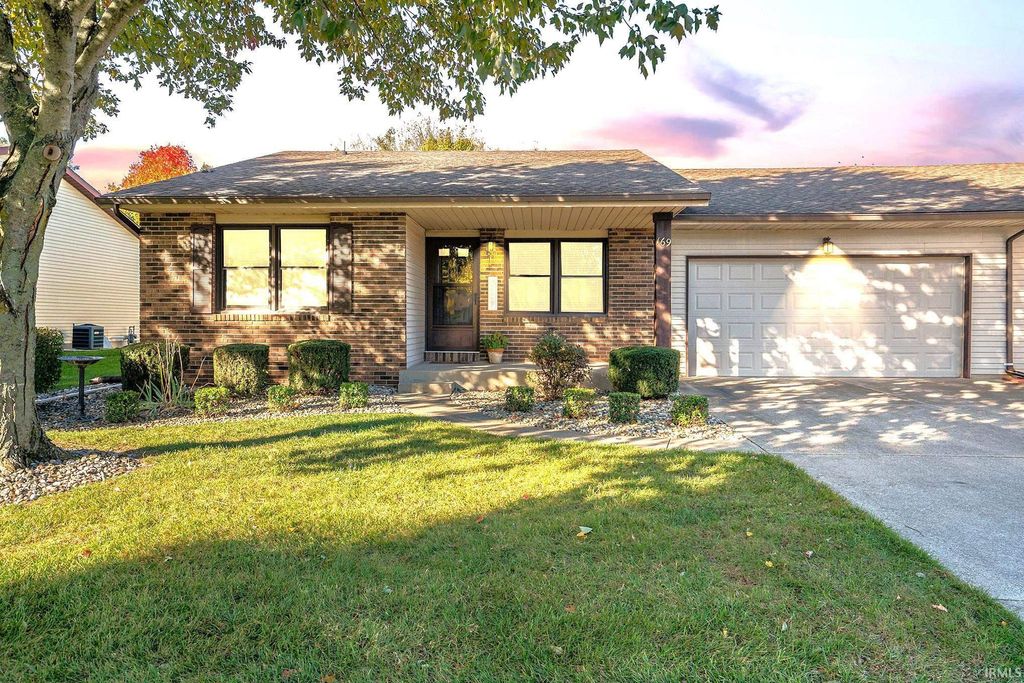 Photo of 169 Beechwood Drive, Bremen, IN 46506 (MLS # 202543675)