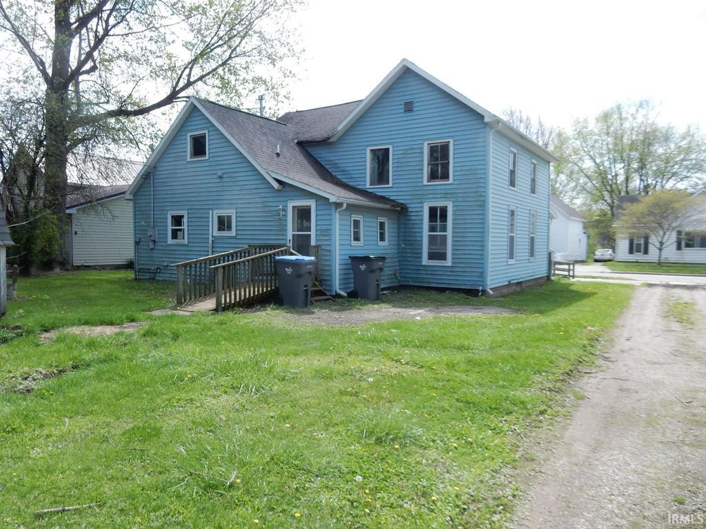 Photo of 304 W Section Street, Claypool, IN 46510 (MLS # 202614891)