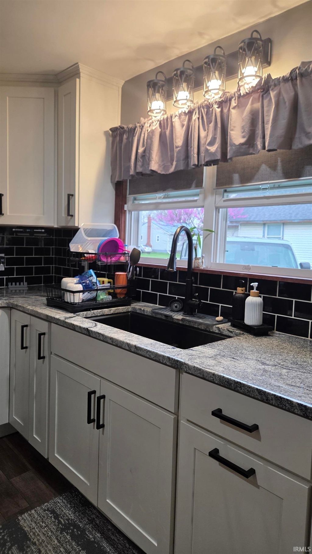 Photo of 1159 Myrtle Avenue, Frankfort, IN 46041 (MLS # 202611510)