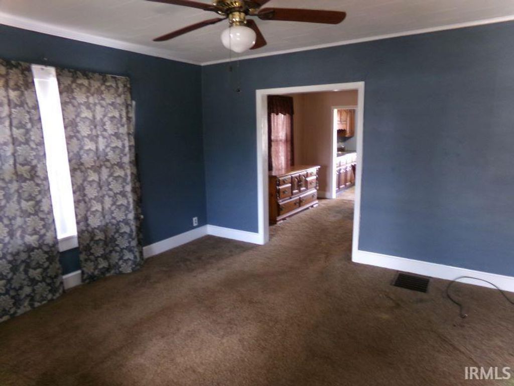 Photo of 523 W Morton Street, Oakland City, IN 47660 (MLS # 202549890)