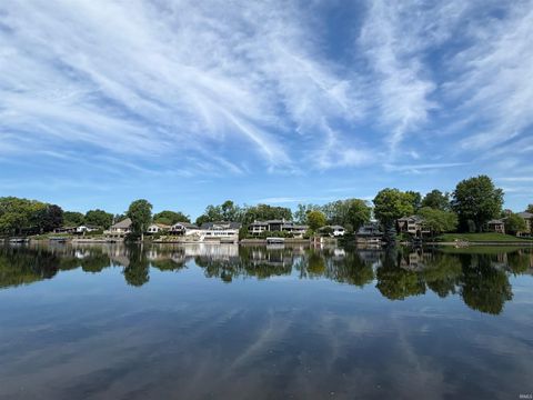 Photo of 22907 State Road 120, Elkhart, IN 46516 (MLS # 202622804)