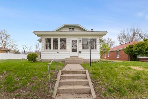 Photo of 809 E Victoria Street, South Bend, IN 46614 (MLS # 202613554)