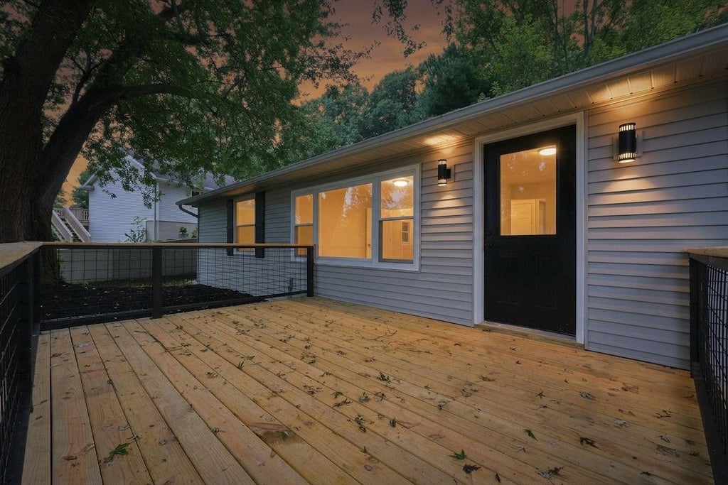 Photo of 135 Lane 175 Lime Lake LK, Angola, IN 46703 (MLS # 202633688)