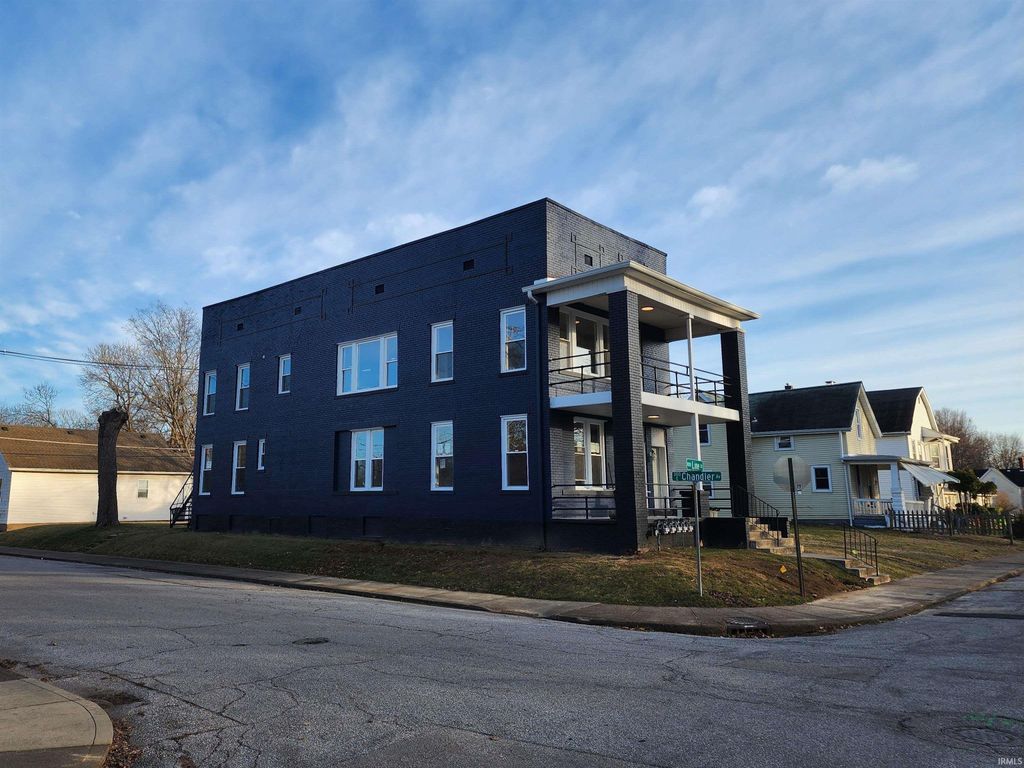 Photo of 800 Line Street, Evansville, IN 47713 (MLS # 202606565)