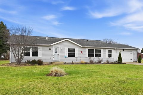 Photo of 1860 N Brook Boulevard, Warsaw, IN 46582 (MLS # 202605461)