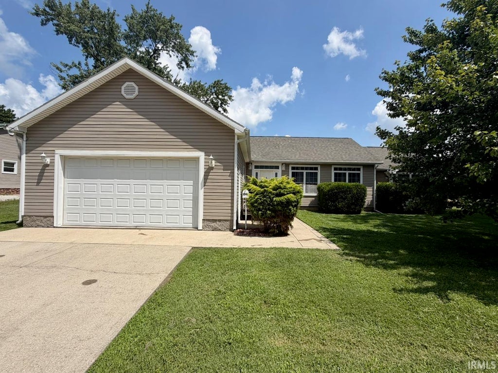 Photo of 104 E Foster Street, Fort Branch, IN 47648 (MLS # 202626433)