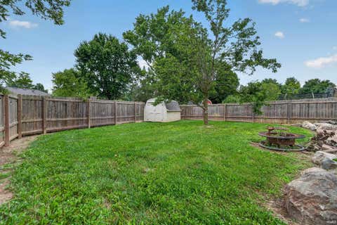 Tiny photo for 2014 Wellesley Drive, Kokomo, IN 46902 (MLS # 202631306)