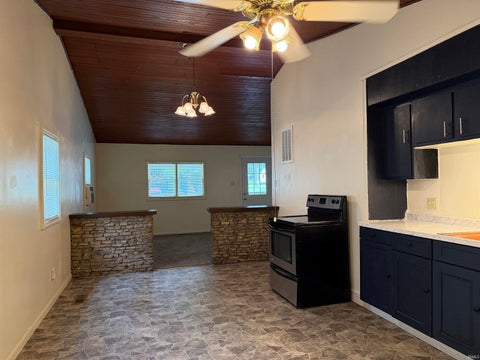Tiny photo for 2723 S Mulberry Street, Muncie, IN 47302 (MLS # 202625087)