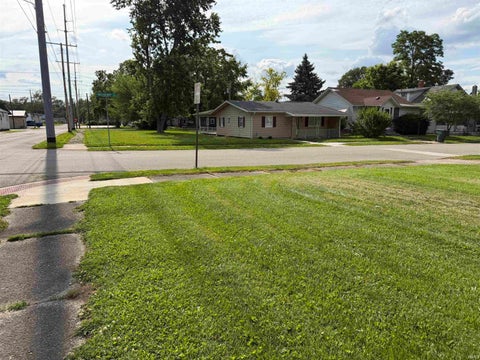 Tiny photo for 2723 S Mulberry Street, Muncie, IN 47302 (MLS # 202625087)