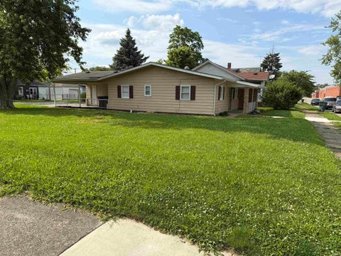 Tiny photo for 2723 S Mulberry Street, Muncie, IN 47302 (MLS # 202625087)