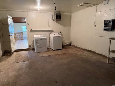 Tiny photo for 2723 S Mulberry Street, Muncie, IN 47302 (MLS # 202625087)