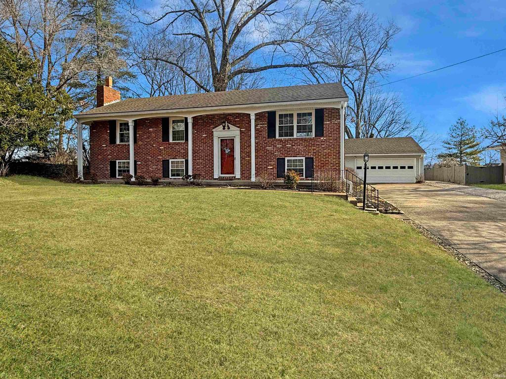 Photo of 9119 Old State Road, Evansville, IN 47711 (MLS # 202602352)