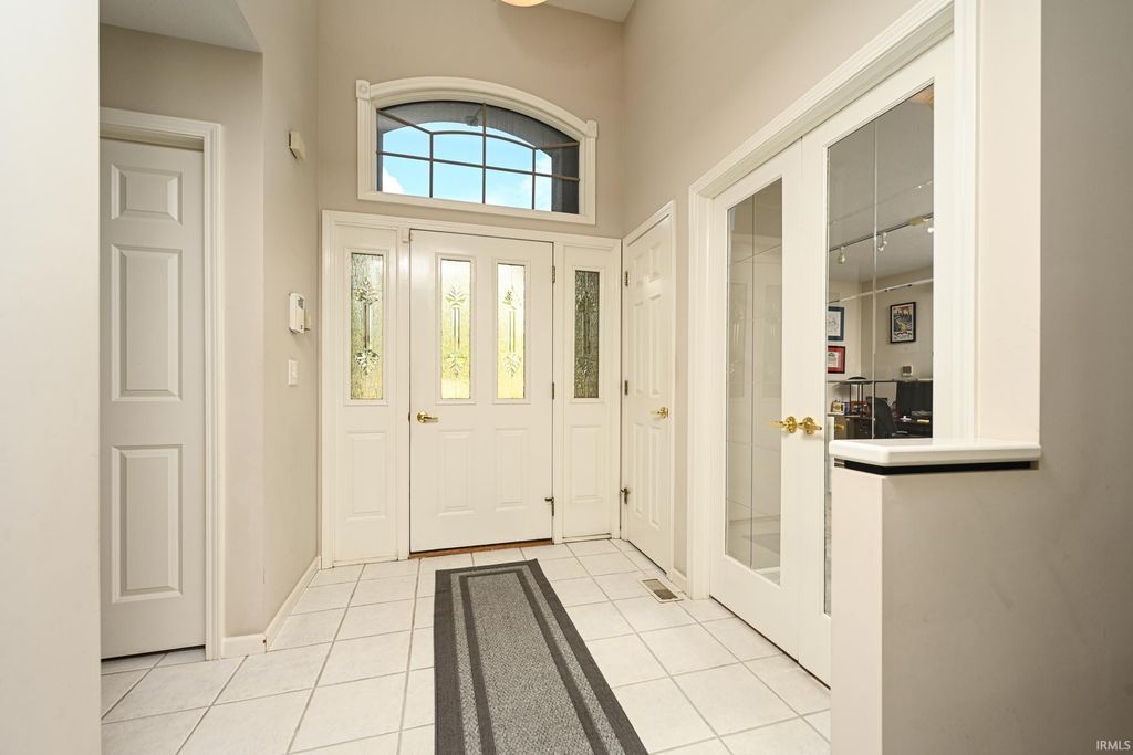 Photo of 1642 Cobblestone Boulevard, Elkhart, IN 46514 (MLS # 202616538)