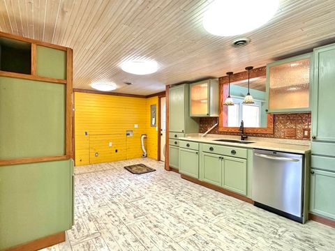 Tiny photo for 14712 Michael Drive, Leo, IN 46765 (MLS # 202605662)