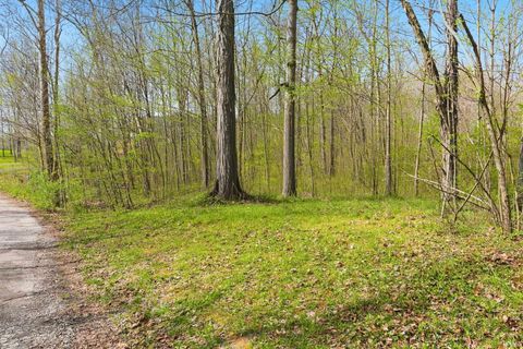 Tiny photo for 000 S 350 E, Marion, IN 46953 (MLS # 202614393)