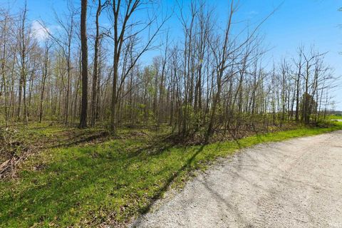 Tiny photo for 000 S 350 E, Marion, IN 46953 (MLS # 202614393)