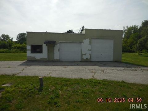Tiny photo for 5615 N US 35 Highway, Winamac, IN 46996 (MLS # 202524726)