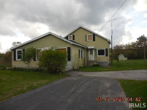 Photo of 5615 N US 35 Highway, Winamac, IN 46996 (MLS # 202524726)