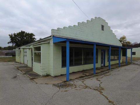 Tiny photo for 706 W Broadway Street, Monticello, IN 47960 (MLS # 202617456)