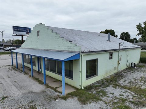 Tiny photo for 706 W Broadway Street, Monticello, IN 47960 (MLS # 202617456)