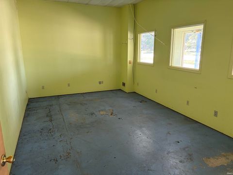 Tiny photo for 706 W Broadway Street, Monticello, IN 47960 (MLS # 202617456)