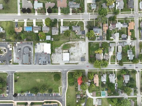 Tiny photo for 706 W Broadway Street, Monticello, IN 47960 (MLS # 202617456)