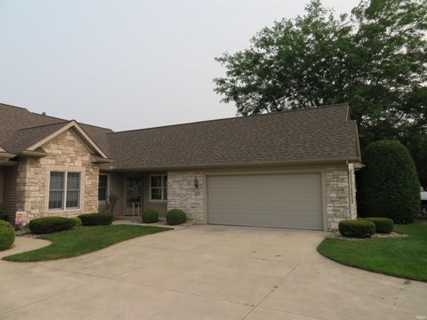 Photo of 1239 Camden Court, Goshen, IN 46526 (MLS # 202628679)