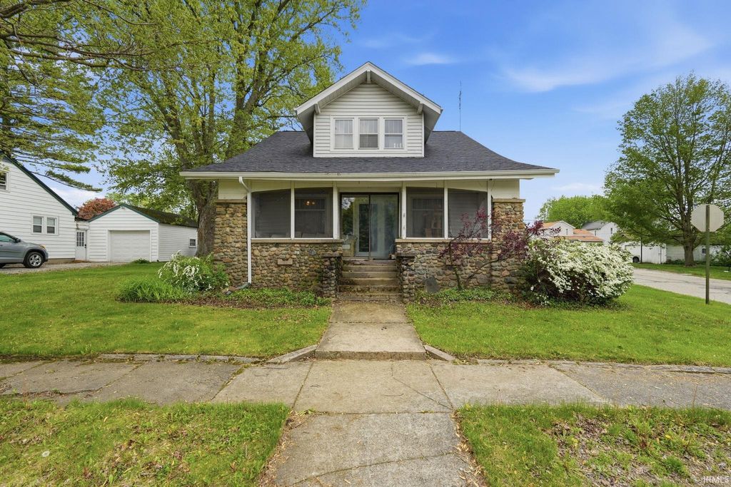 Photo of 404 S Van Scoyoc Street, Avilla, IN 46710 (MLS # 202616779)