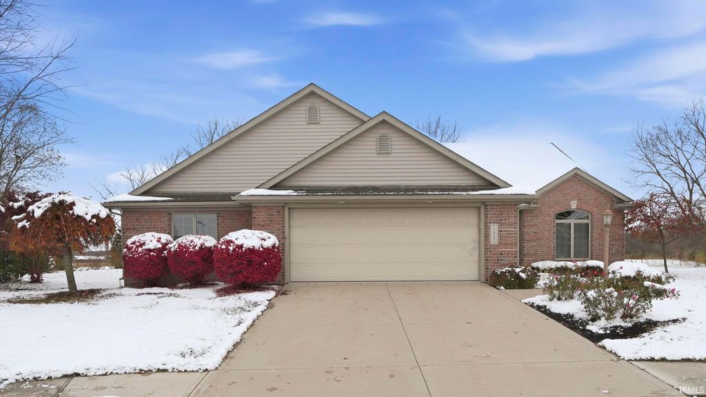 Photo of 11731 Butternut Cove, Leo, IN 46765 (MLS # 202545794)