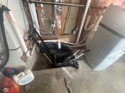 Tiny photo for 2700 E Southway Boulevard, Kokomo, IN 46902 (MLS # 202608610)