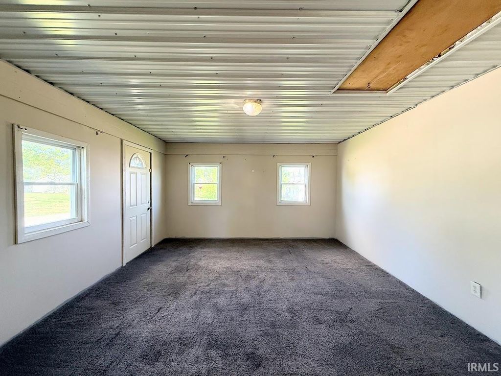 Photo of 1544 Grant Street, Logansport, IN 46947 (MLS # 202614981)