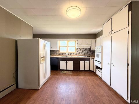 Tiny photo for 1544 Grant Street, Logansport, IN 46947 (MLS # 202614981)