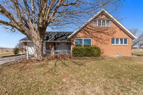 Photo of 3518 E 200 S, Kokomo, IN 46902 (MLS # 202607817)