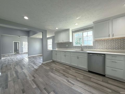 Tiny photo for 512 N Race Street, Monon, IN 47959 (MLS # 202610351)