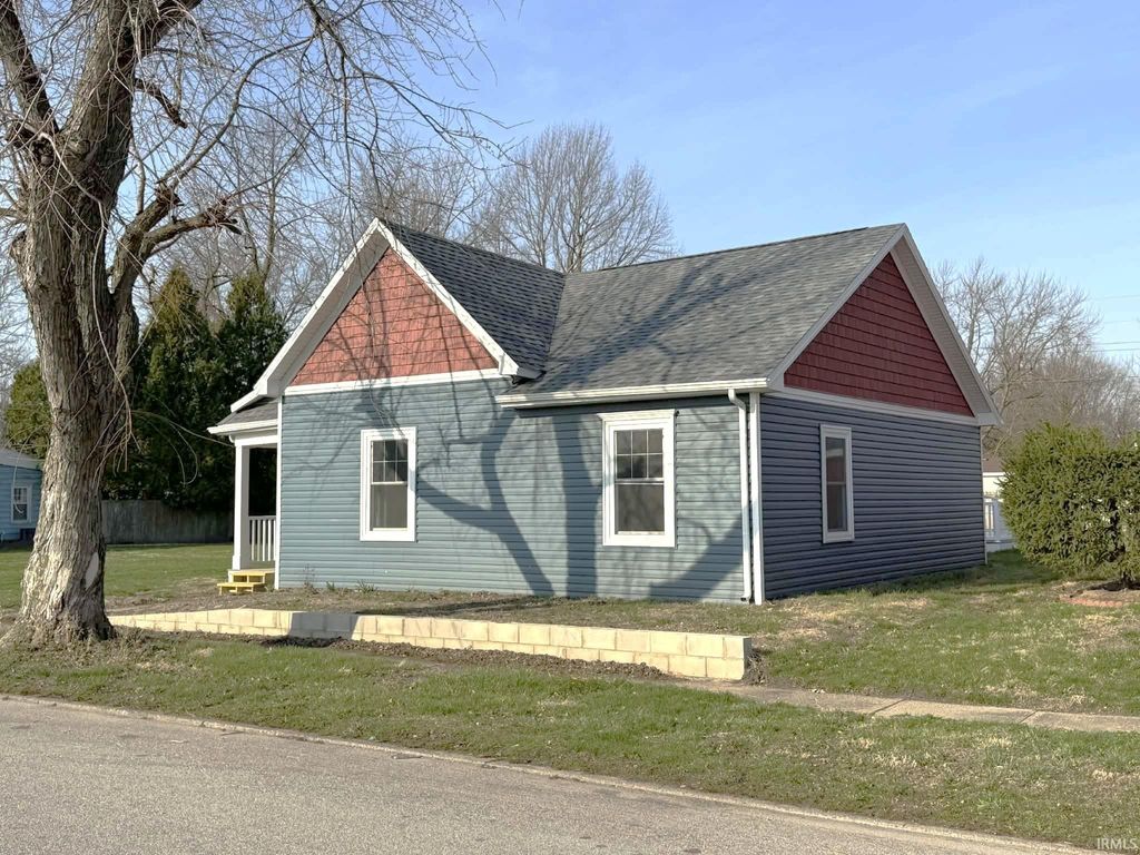 Photo of 512 N Race Street, Monon, IN 47959 (MLS # 202610351)