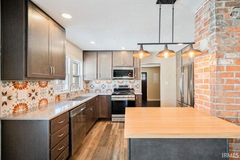 Tiny photo for 1704 S Buckeye Street, Kokomo, IN 46902 (MLS # 202604411)