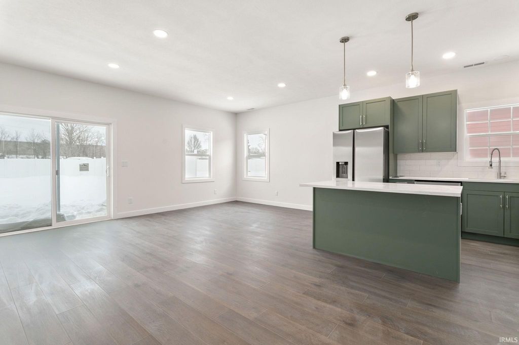 Photo of 1707 Thornhill Drive, South Bend, IN 46614 (MLS # 202603659)