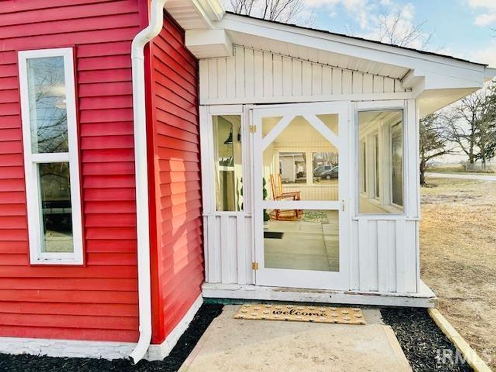 Photo of 11389 N Libertyville Place, West Terre Haute, IN 47885 (MLS # 202602018)