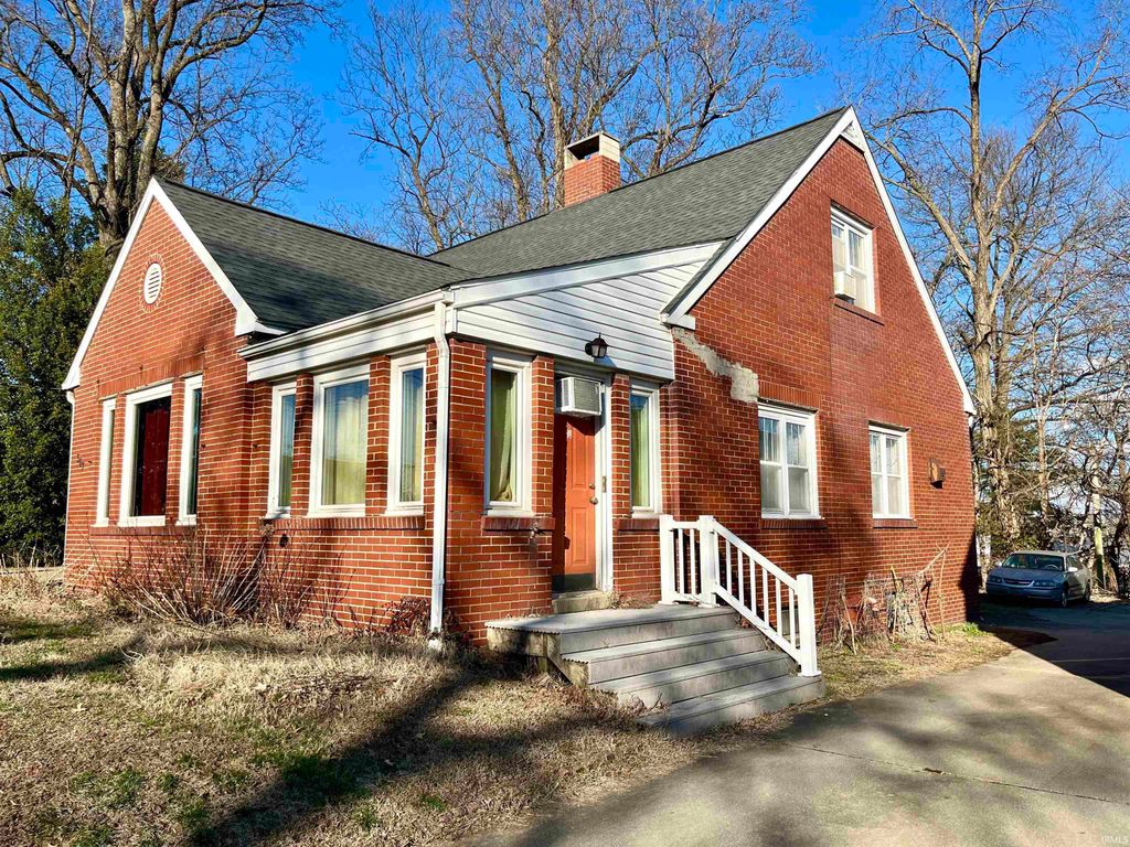 Photo of 507 N Geiger Street, Huntingburg, IN 47542 (MLS # 202606174)