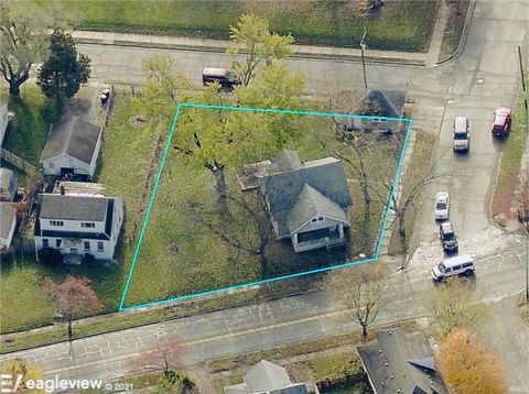 Tiny photo for 2001 Schuyler Avenue, Lafayette, IN 47904 (MLS # 202521951)