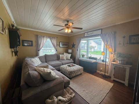 Tiny photo for 603 W 3Rd Street, Peru, IN 46970 (MLS # 202633747)