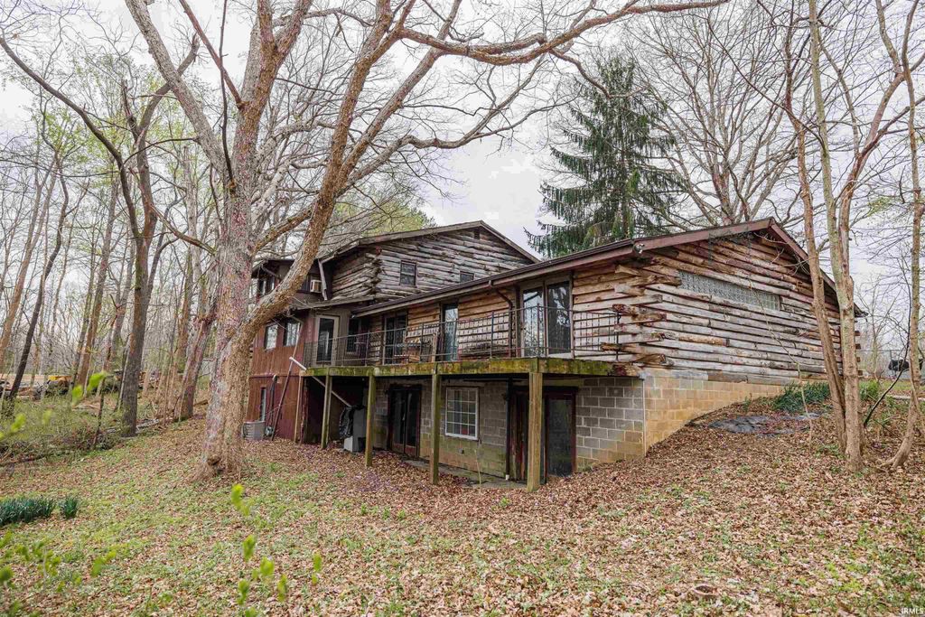 Photo of 3757 E Stipp Road, Bloomington, IN 47401 (MLS # 202622842)