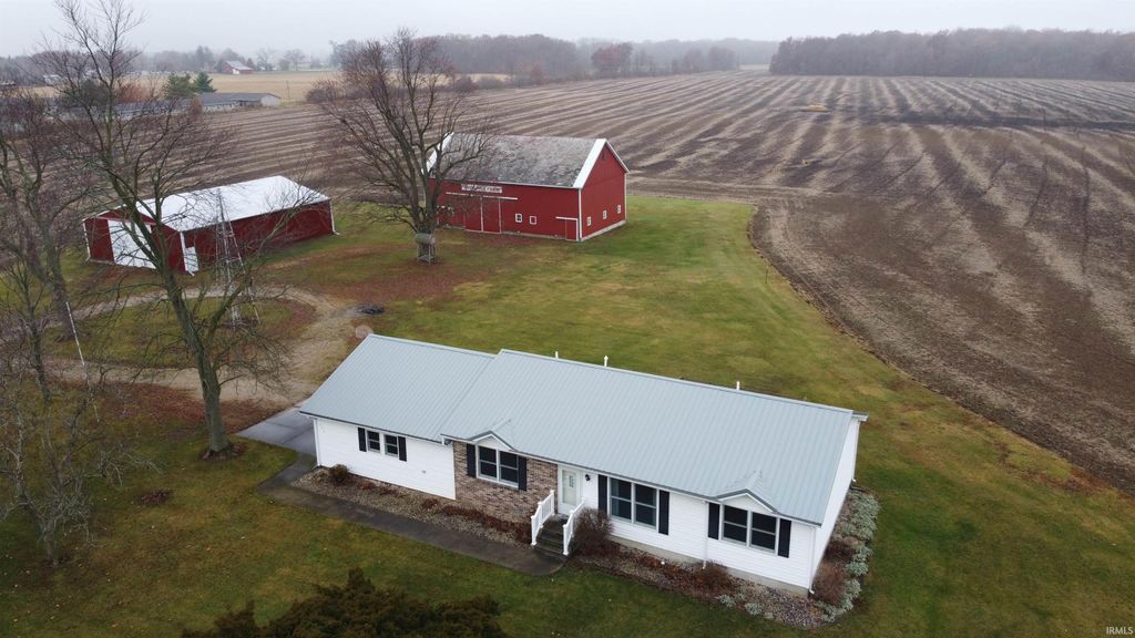 Photo of 570 Winchester Road, Geneva, IN 46740 (MLS # 202547150)