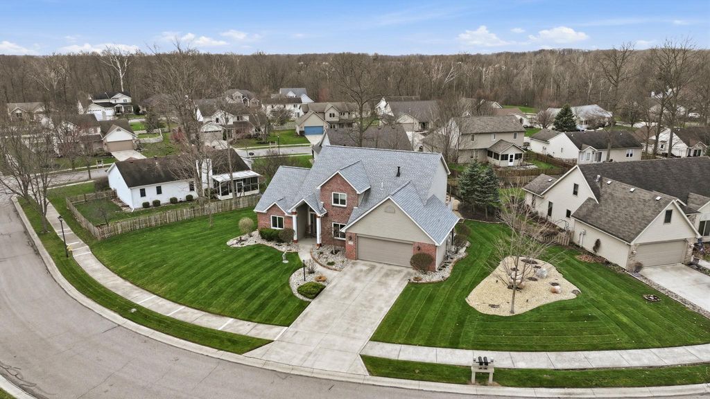 Photo of 7825 Berryhill Court, Fort Wayne, IN 46825 (MLS # 202610490)