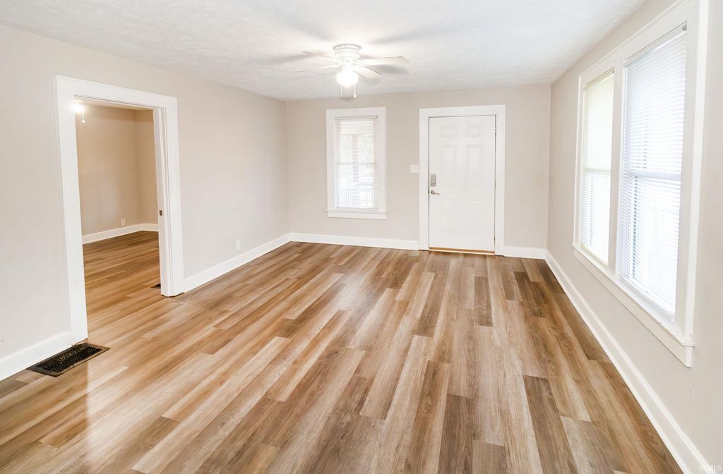 Photo of 1159 Sweetser Avenue, Evansville, IN 47714 (MLS # 202603132)