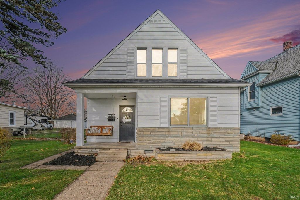 Photo of 1009 S 26 Street, South Bend, IN 46615 (MLS # 202610012)