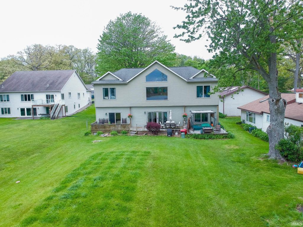 Photo of 50818 Cornwall Road, Bristol, IN 46507 (MLS # 202618786)