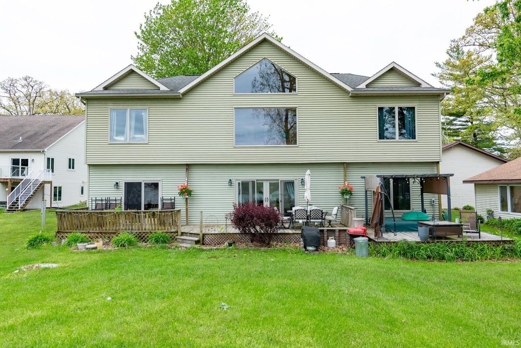 Photo of 50818 Cornwall Road, Bristol, IN 46507 (MLS # 202618786)