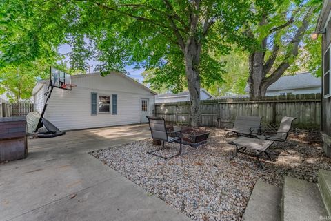 Tiny photo for 226 W 5th Street, Peru, IN 46970 (MLS # 202536061)