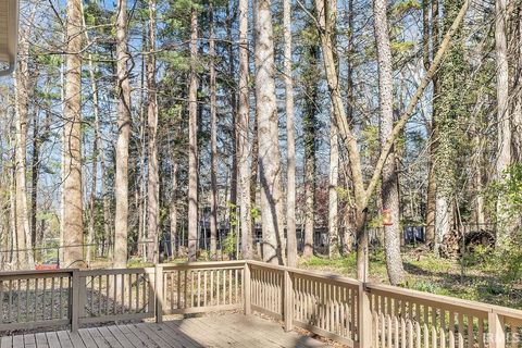 Tiny photo for 2715 E Bluff Court, Bloomington, IN 47401 (MLS # 202618617)